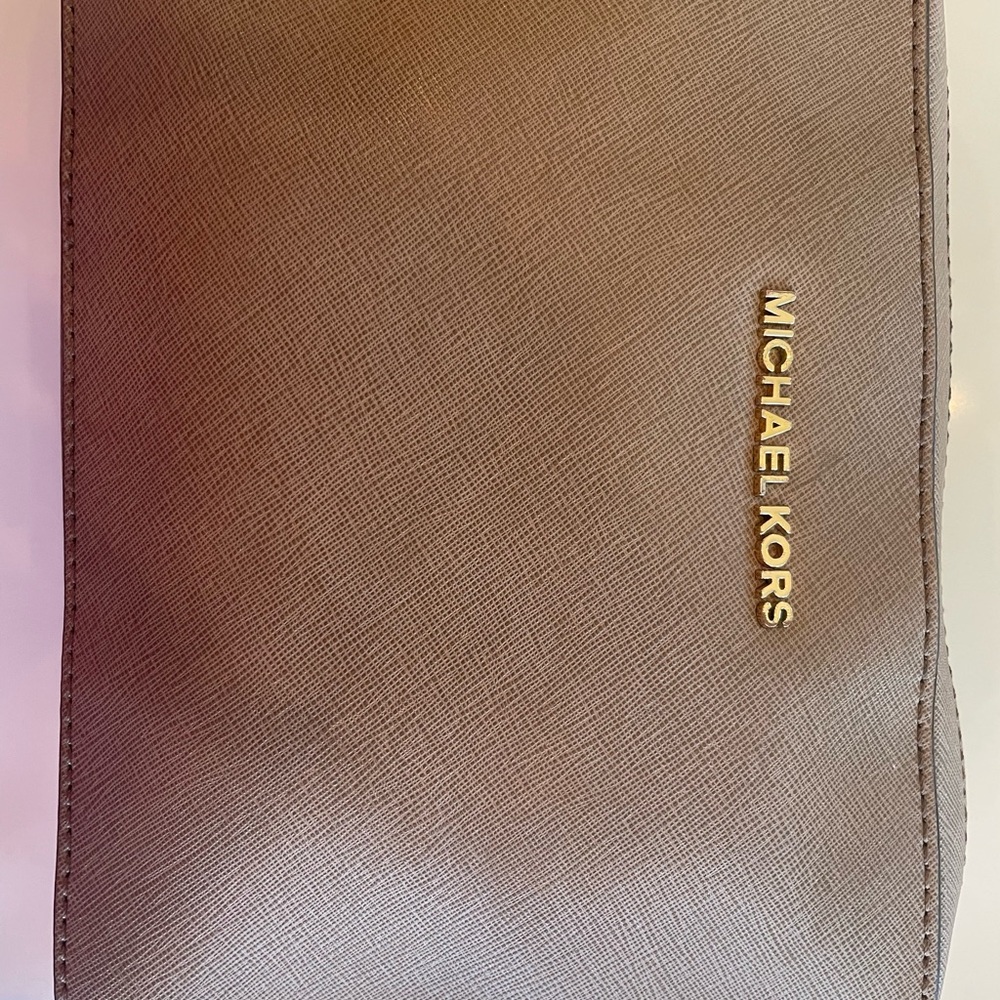 EVERYTHING MUST GO! Michael Kors Taupe Leather cross body.